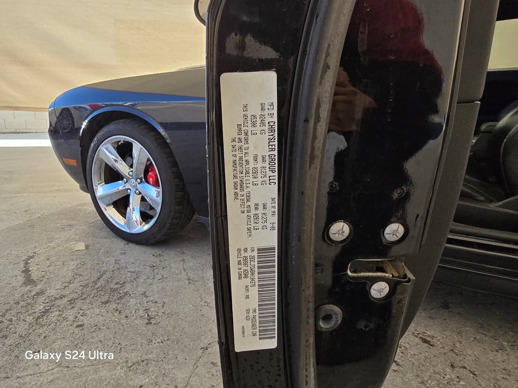 Used 2010 Dodge Challenger SRT8 w/ SRT Option Group II RWD image 20