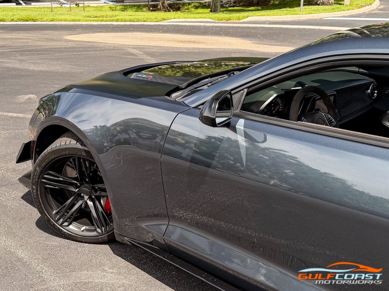 Used 2019 Chevrolet Camaro ZL1 RWD image 44