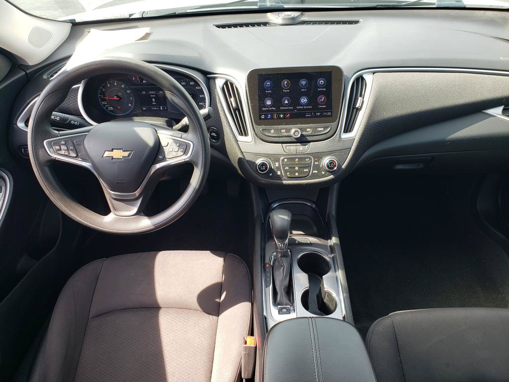 Used 2022 Chevrolet Malibu LT FWD image 15