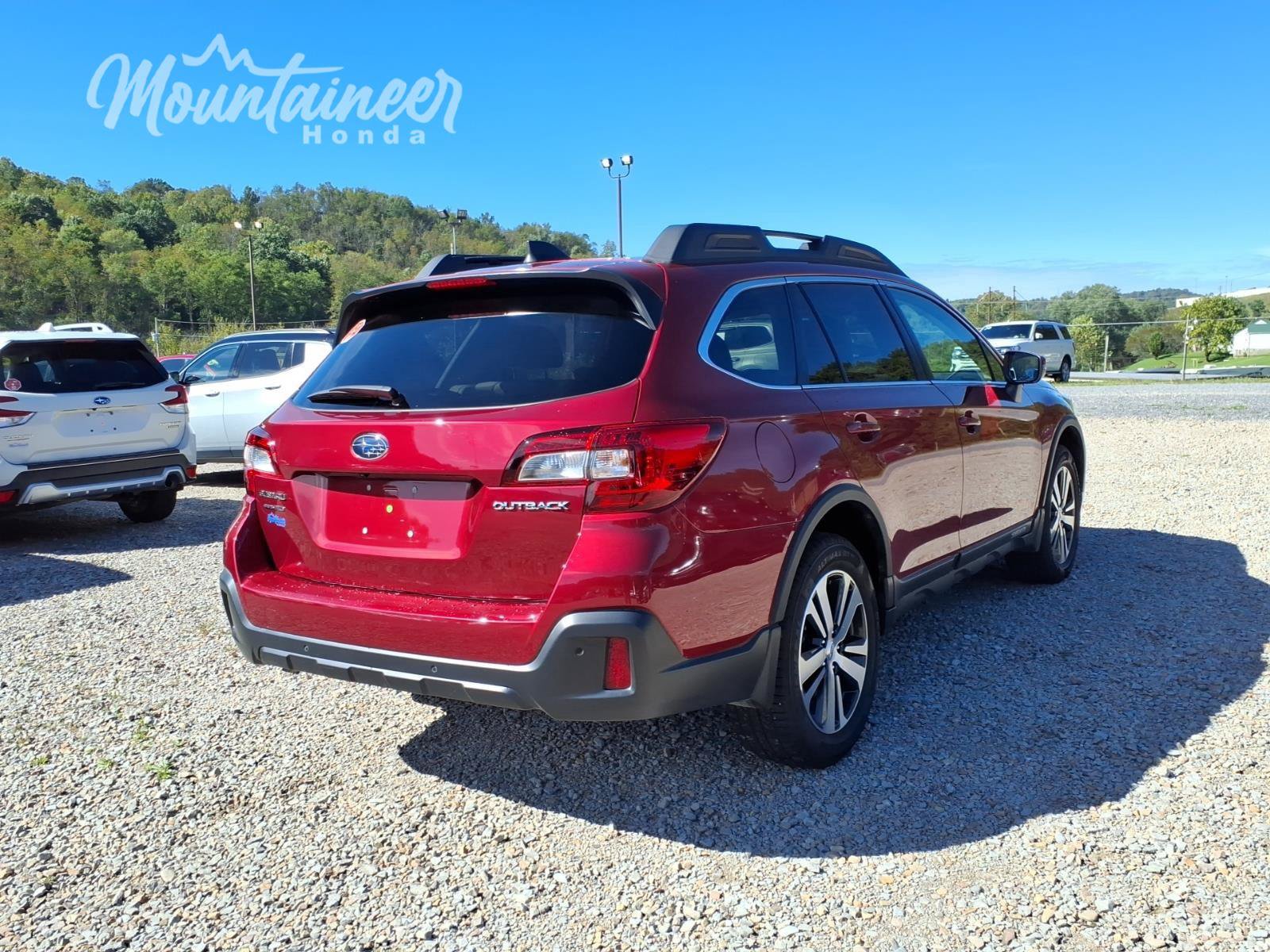 Used 2018 Subaru Outback 2.5i Limited AWD/4WD image 5