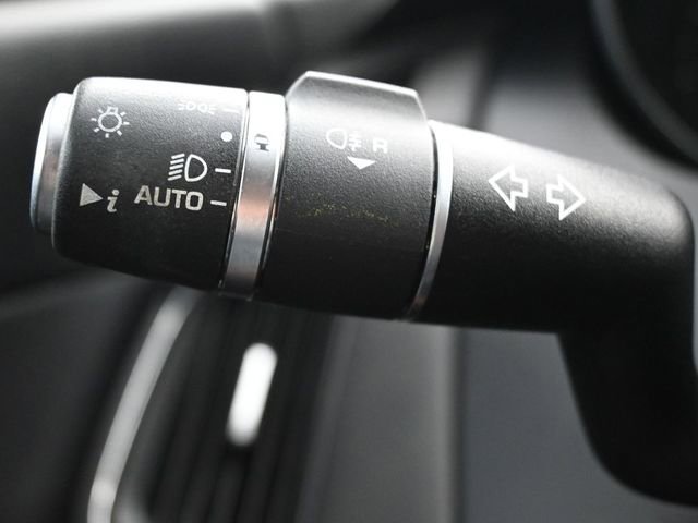 Used 2018 Jaguar E-PACE S image 25