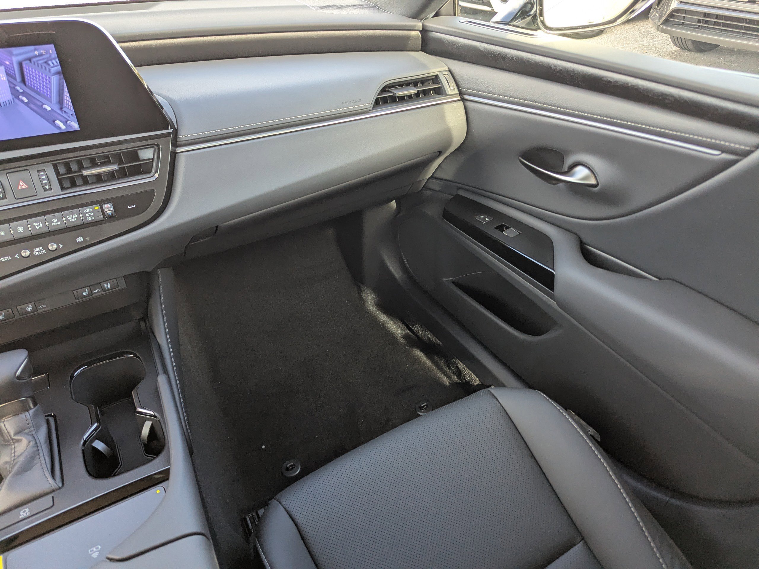 New 2025 Lexus ES 350 w/ Premium Package image 14