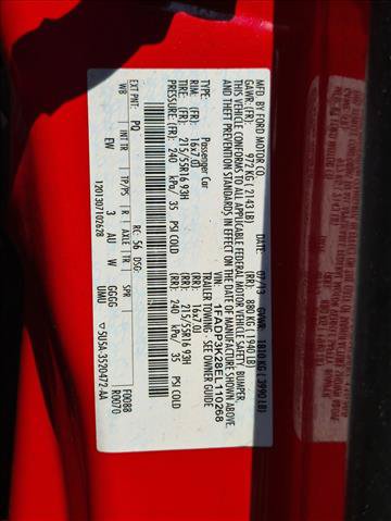 Used 2014 Ford Focus SE w/ SE Winter Package FWD image 24