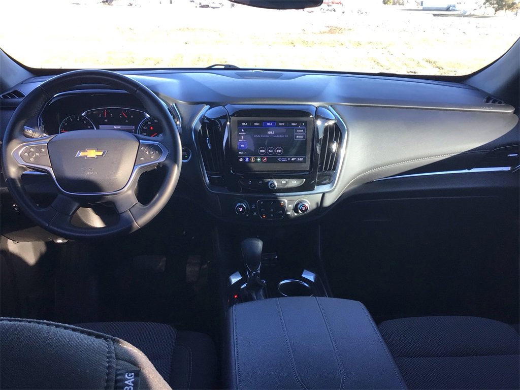 Used 2023 Chevrolet Traverse LT image 22