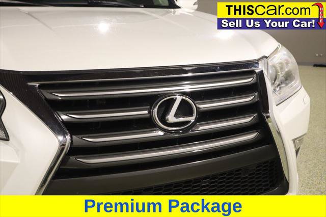 Used 2014 Lexus GX 460 w/ Premium Package AWD/4WD image 12