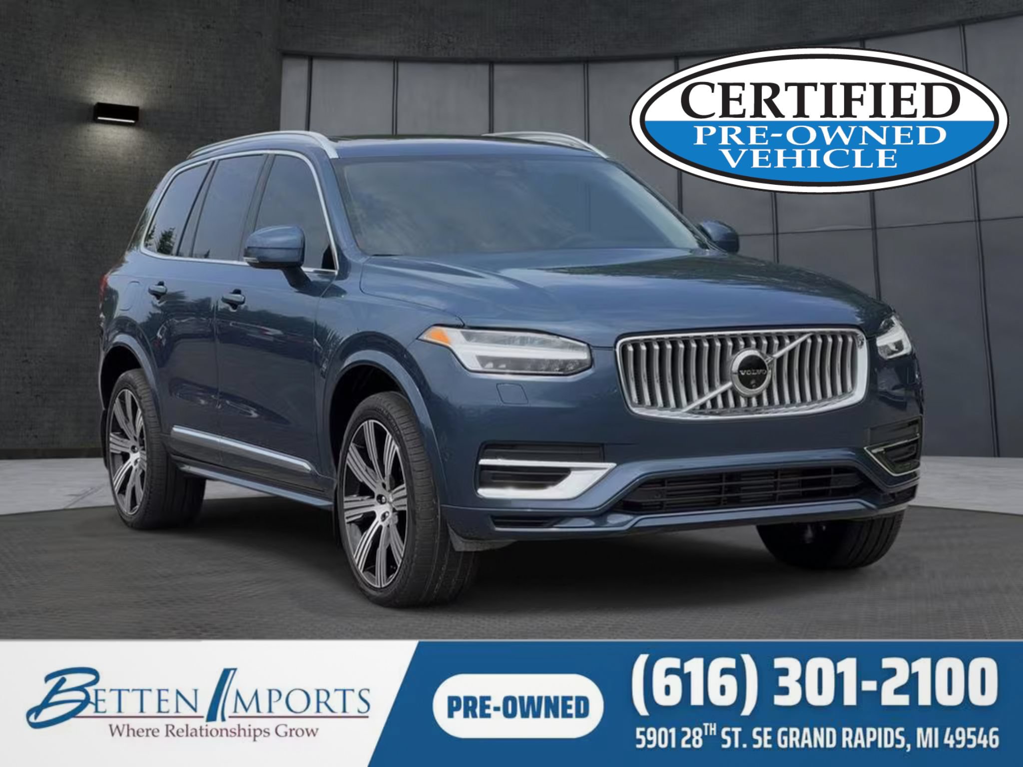 Used 2025 Volvo XC90 T8 Plus w/ Protection Package Premier AWD/4WD image 1