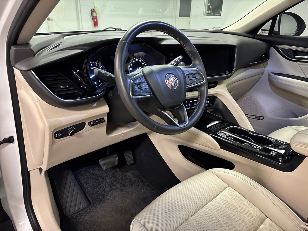 Used 2022 Buick Envision Avenir w/ Technology Package II image 29