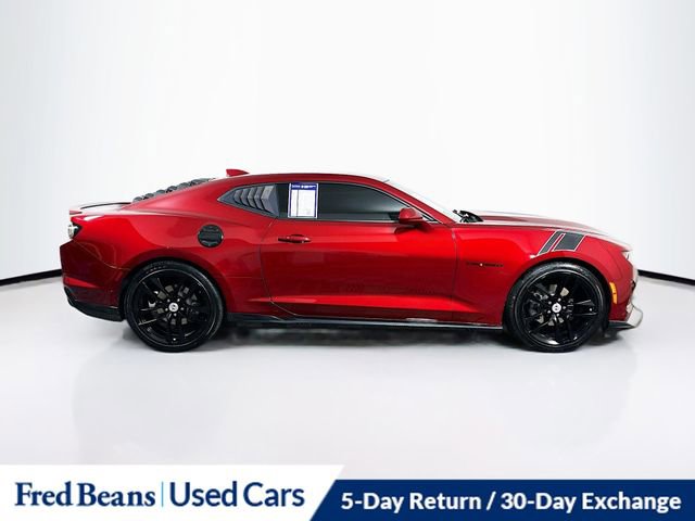 Used 2021 Chevrolet Camaro LT w/ Wild Cherry Design Package 2 RWD image 10