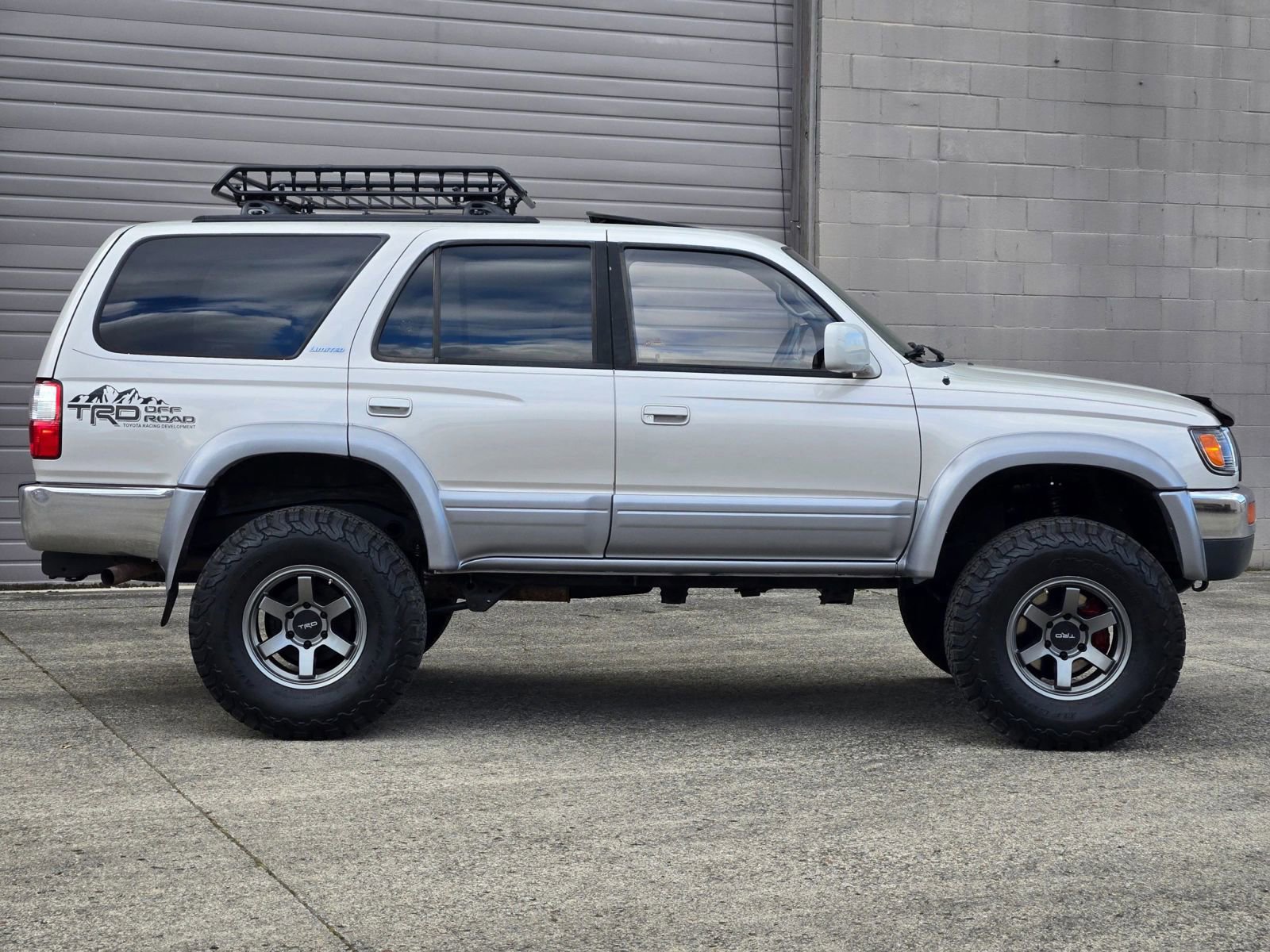 Used 1997 Toyota 4Runner Limited image 9