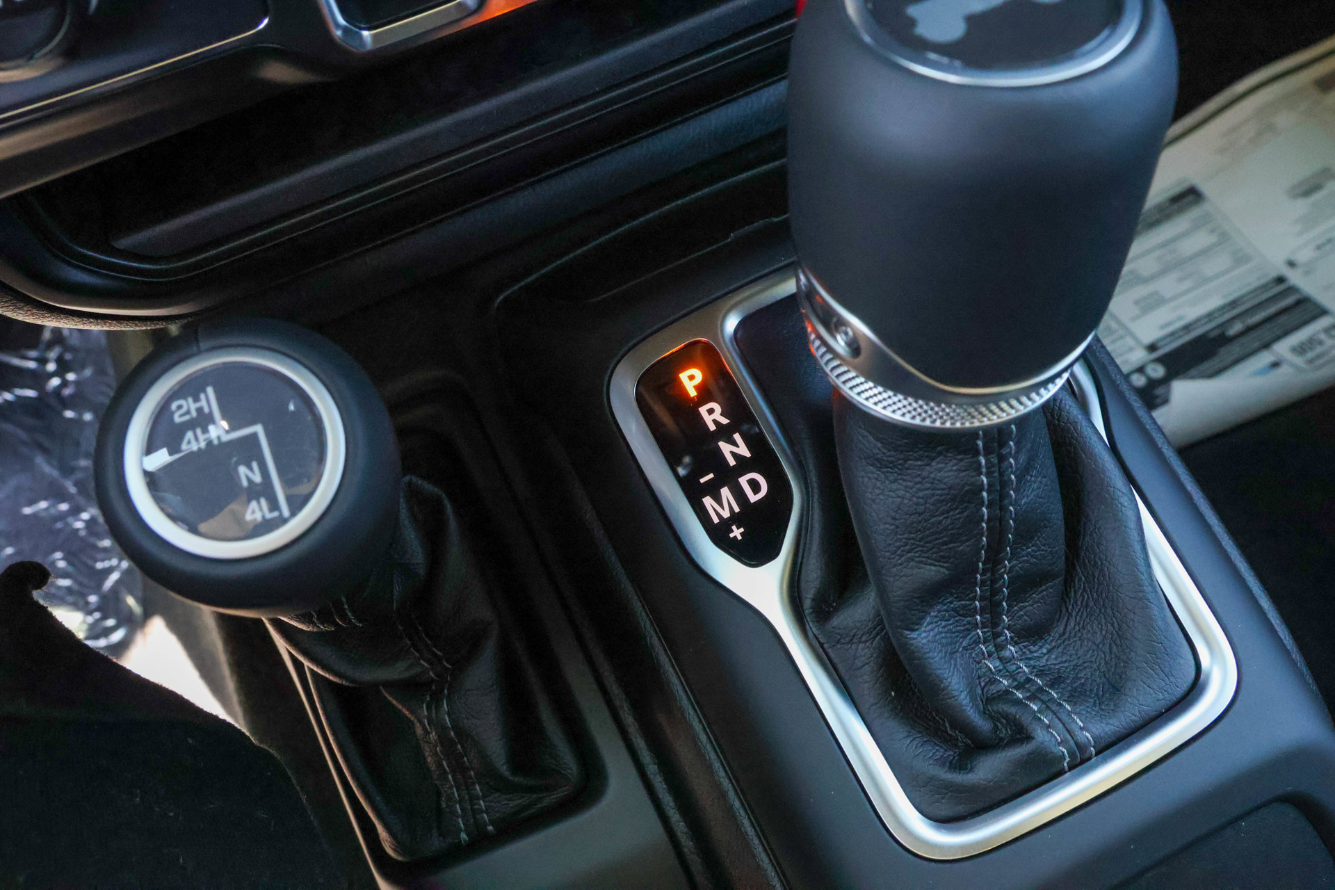 New 2026 Jeep Wrangler Unlimited Sahara AWD/4WD image 27