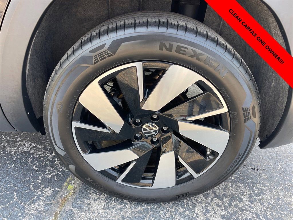 Used 2024 Volkswagen Atlas Cross Sport SE image 24