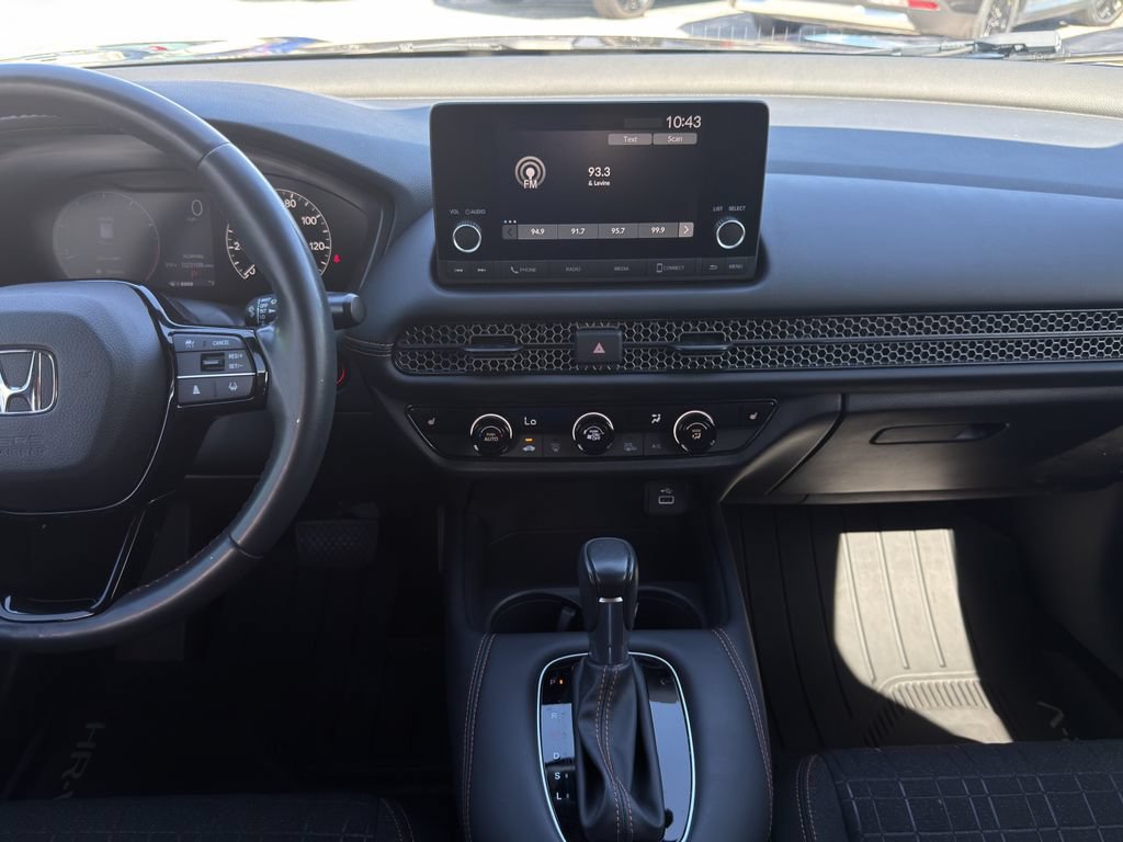 Used 2024 Honda HR-V Sport image 17