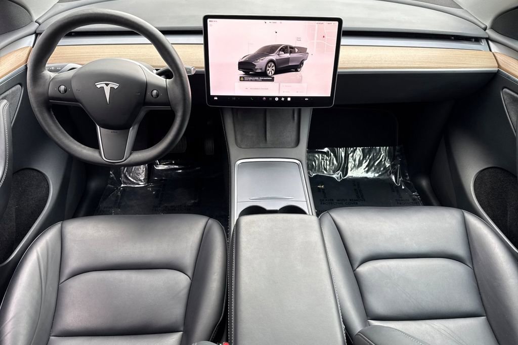 Used 2023 Tesla Model Y Long Range image 12