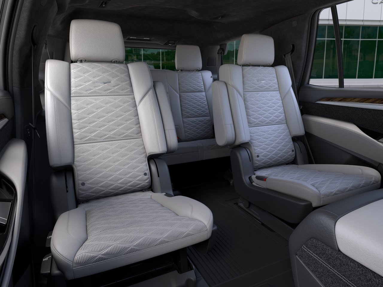 New 2026 Cadillac Escalade Platinum Sport w/ LPO, ONYX Package AWD/4WD image 17