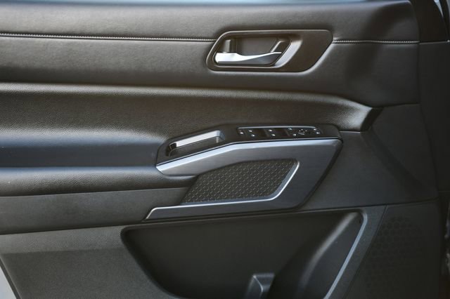 Used 2023 Nissan Pathfinder SL w/ SL Premium Package image 24