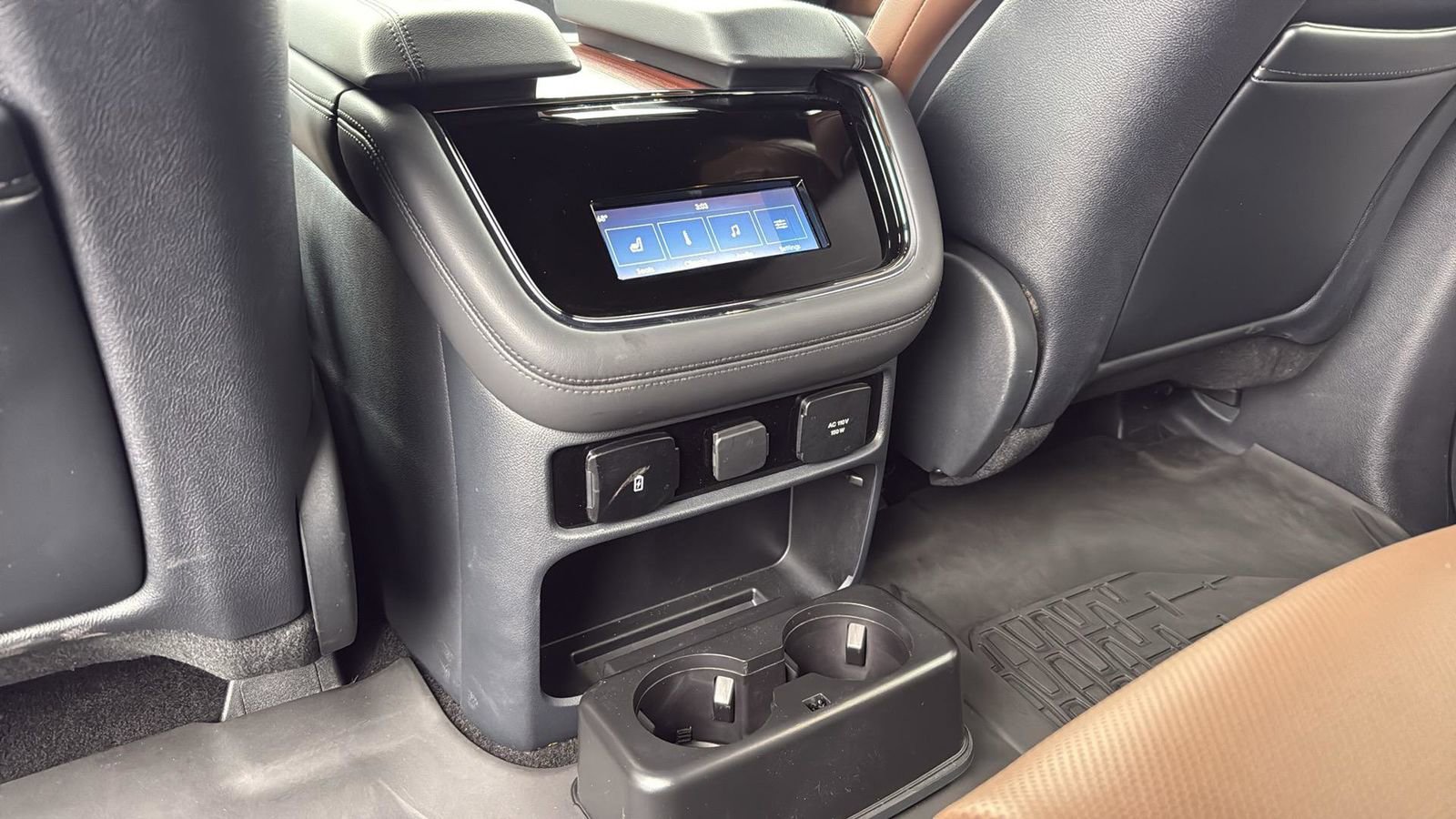 Certified 2024 Lincoln Navigator L Reserve image 28