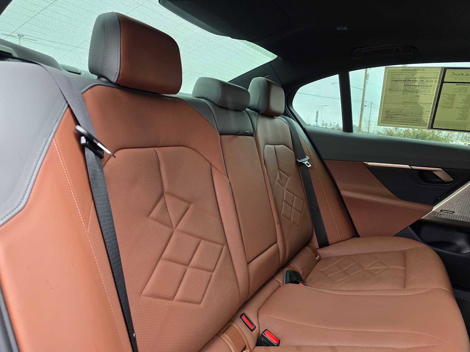 Used 2025 BMW i5 eDrive40i w/ M Sport Package image 14