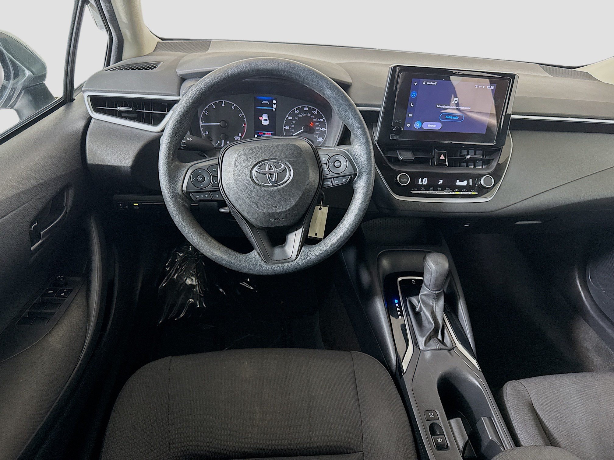 Used 2024 Toyota Corolla LE FWD image 17