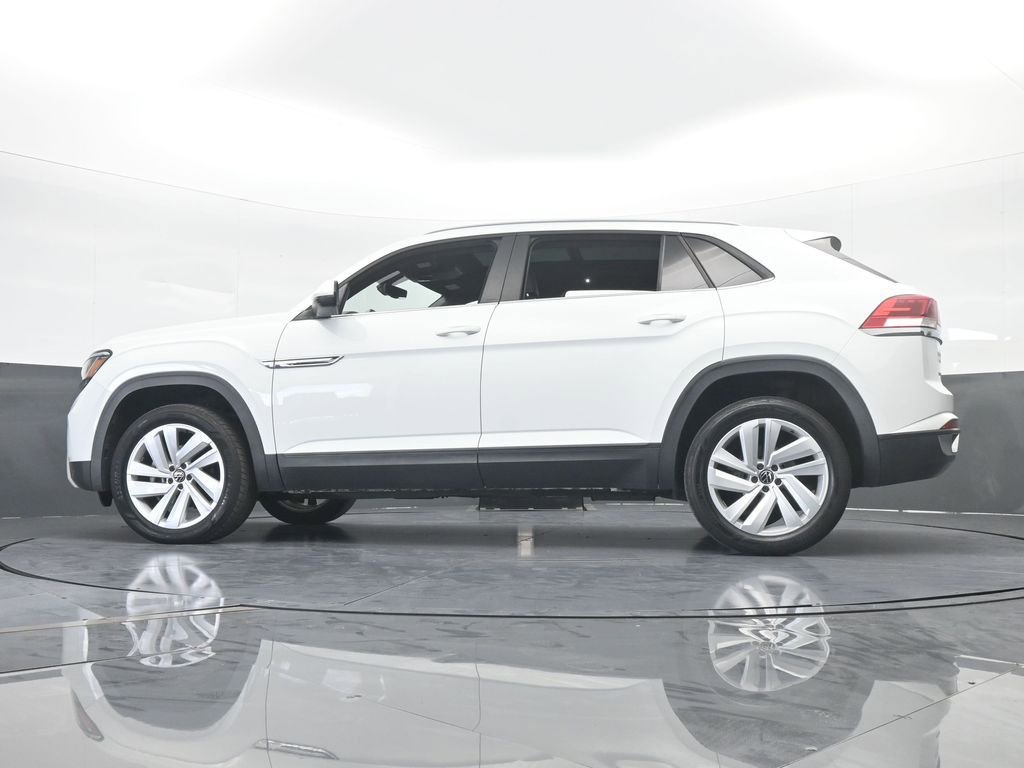 Used 2021 Volkswagen Atlas Cross Sport SE w/ Panoramic Sunroof Package image 62