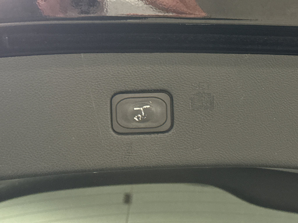 Used 2020 Ford Edge SEL w/ Convenience Package image 34