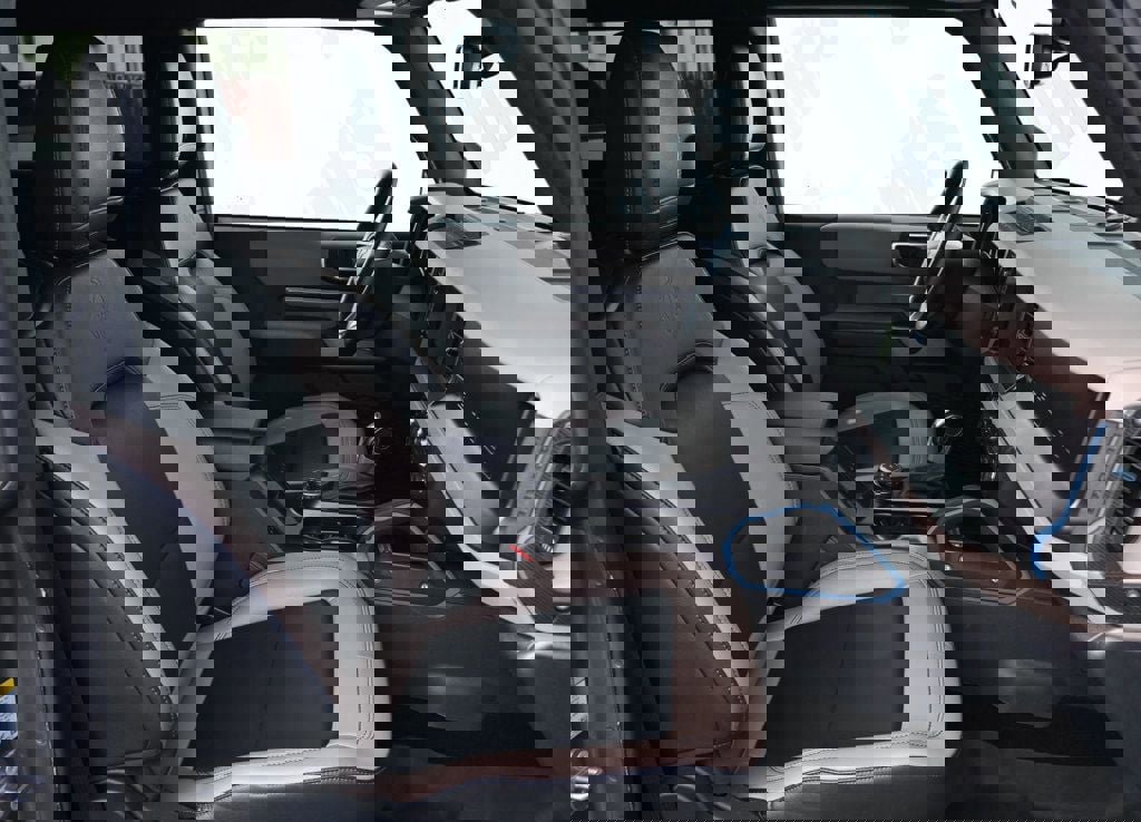 Used 2023 Ford Bronco Wildtrak image 18