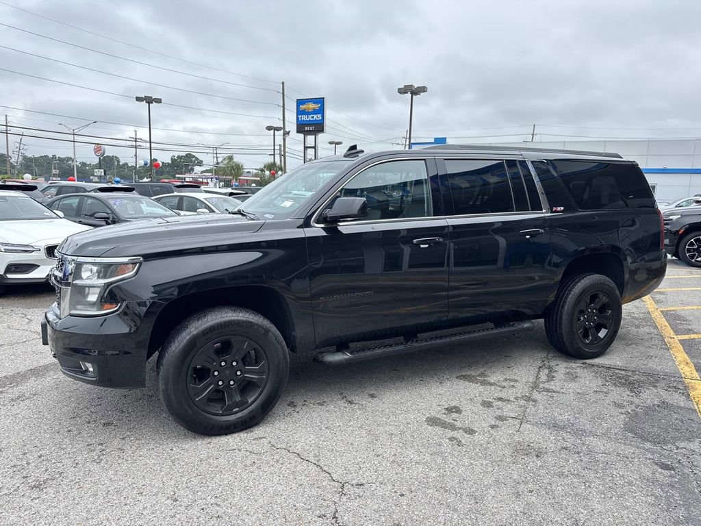 Used 2018 Chevrolet Suburban LT AWD/4WD image 4