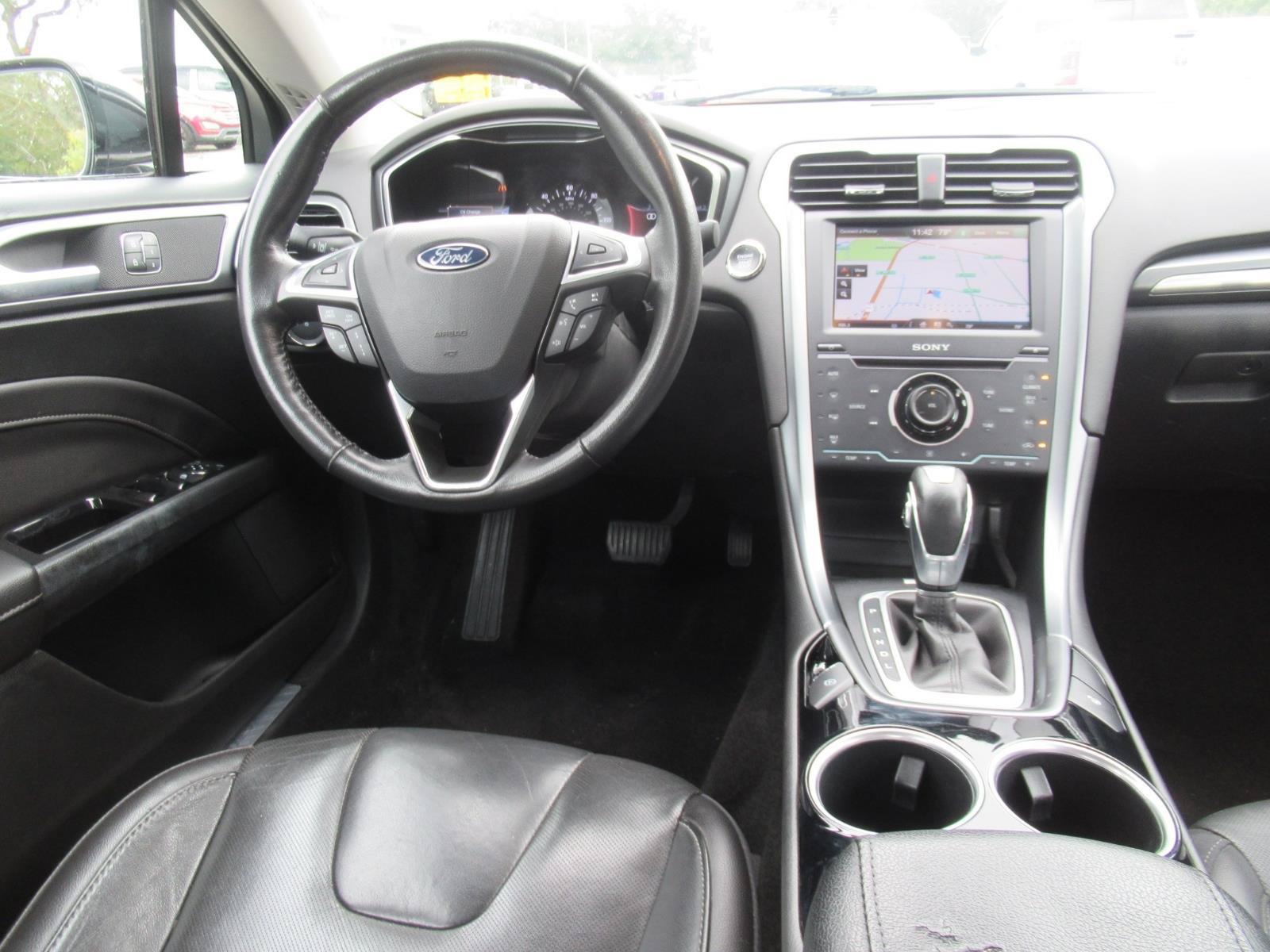 Used 2013 Ford Fusion Titanium w/ Titanium Driver Assist Pkg FWD image 13