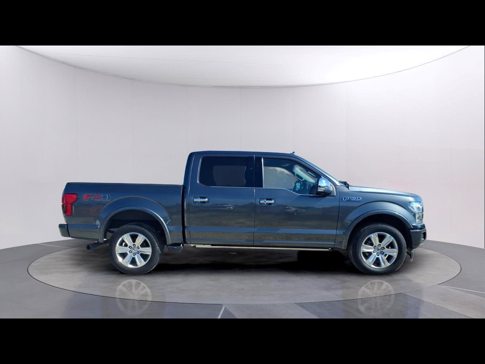 Used 2019 Ford F150 Platinum w/ Equipment Group 701A Luxury AWD/4WD image 6