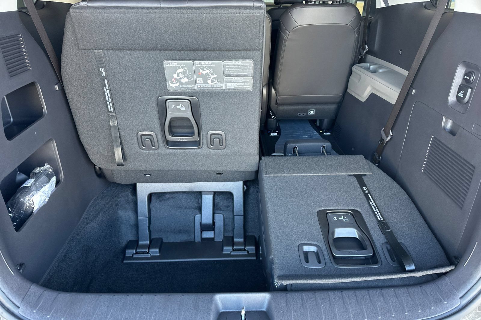 New 2026 Kia Carnival SX FWD image 15
