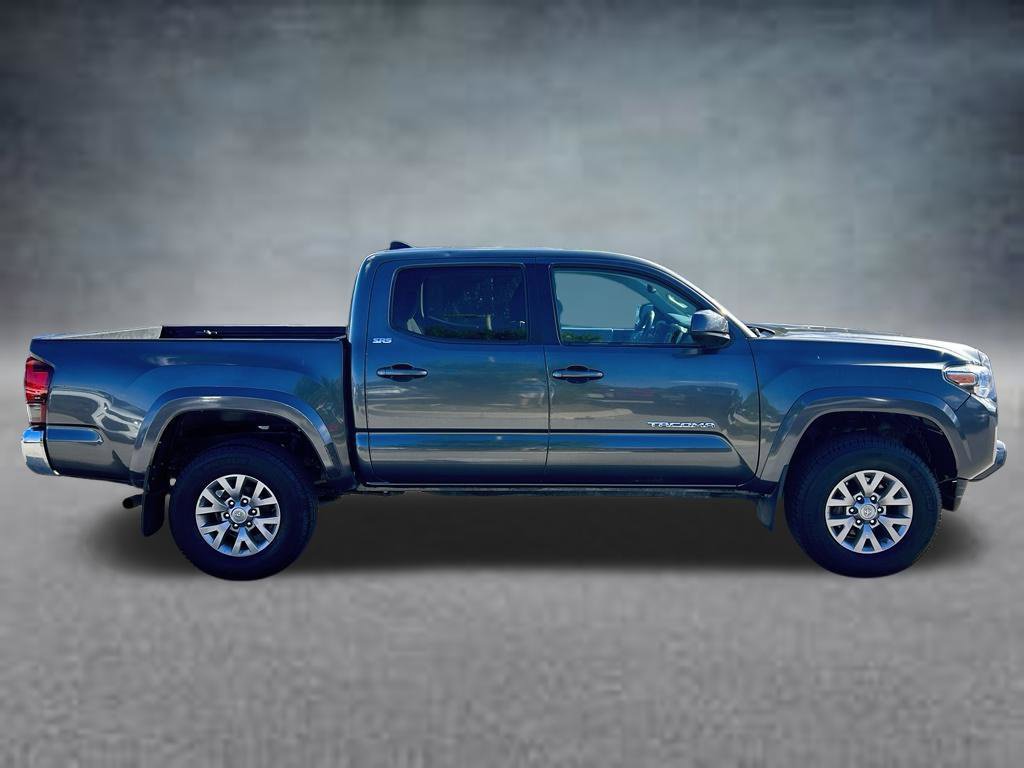 Used 2019 Toyota Tacoma SR5 AWD/4WD image 4