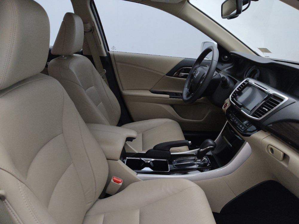 Used 2016 Honda Accord EX-L image 21