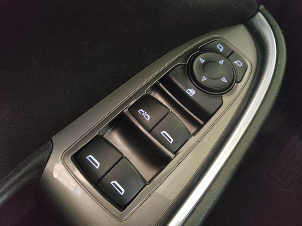 Used 2021 Chevrolet Malibu LT FWD image 27