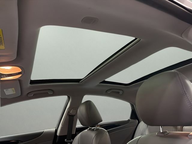 Used 2013 Hyundai Sonata Limited w/ Premium Pkg FWD image 29