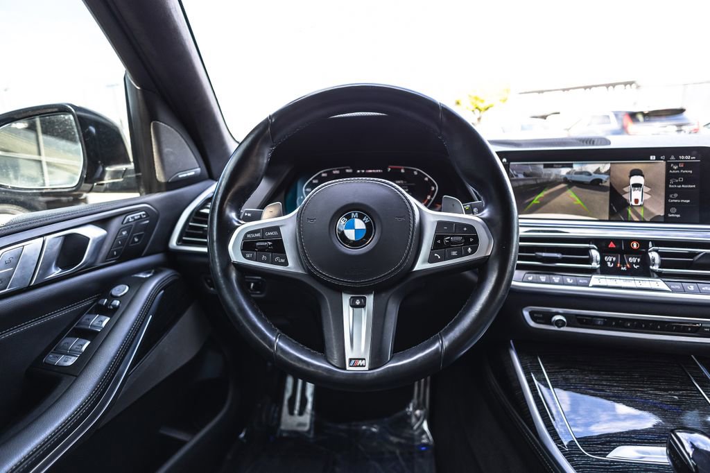 Used 2022 BMW X7 M50i w/ Cold Weather Package AWD/4WD image 29