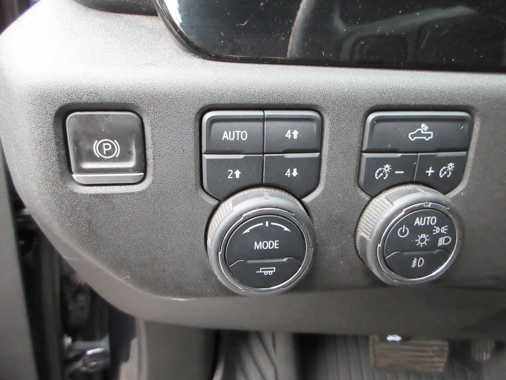 Certified 2022 Chevrolet Silverado 1500 RST AWD/4WD image 25