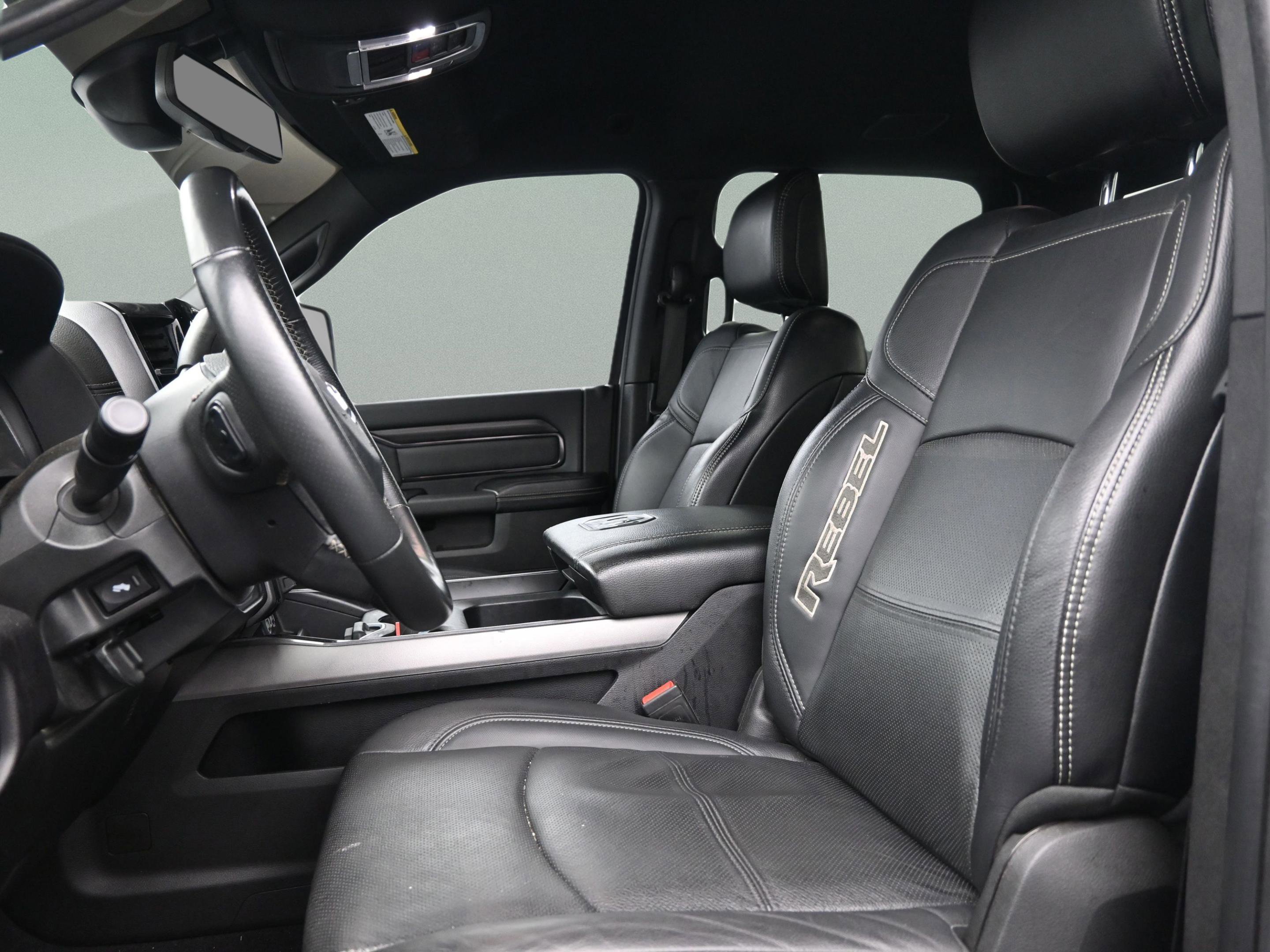 Used 2024 RAM 2500 Rebel AWD/4WD image 15