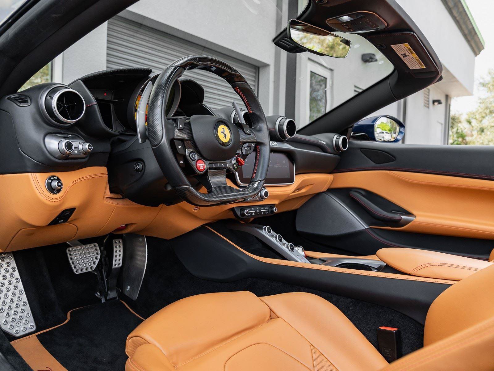 Used 2019 Ferrari Portofino RWD image 6