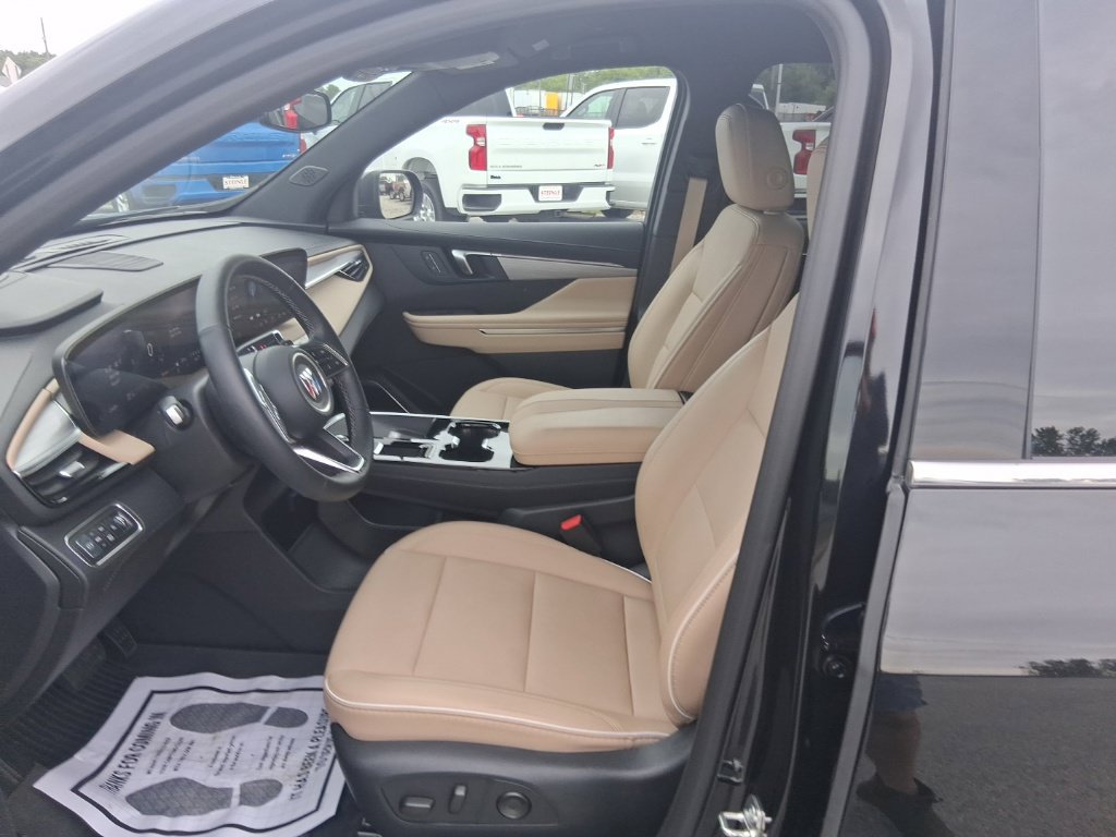 Used 2026 Buick Enclave Preferred w/ LPO, Floor Liner Package AWD/4WD image 17