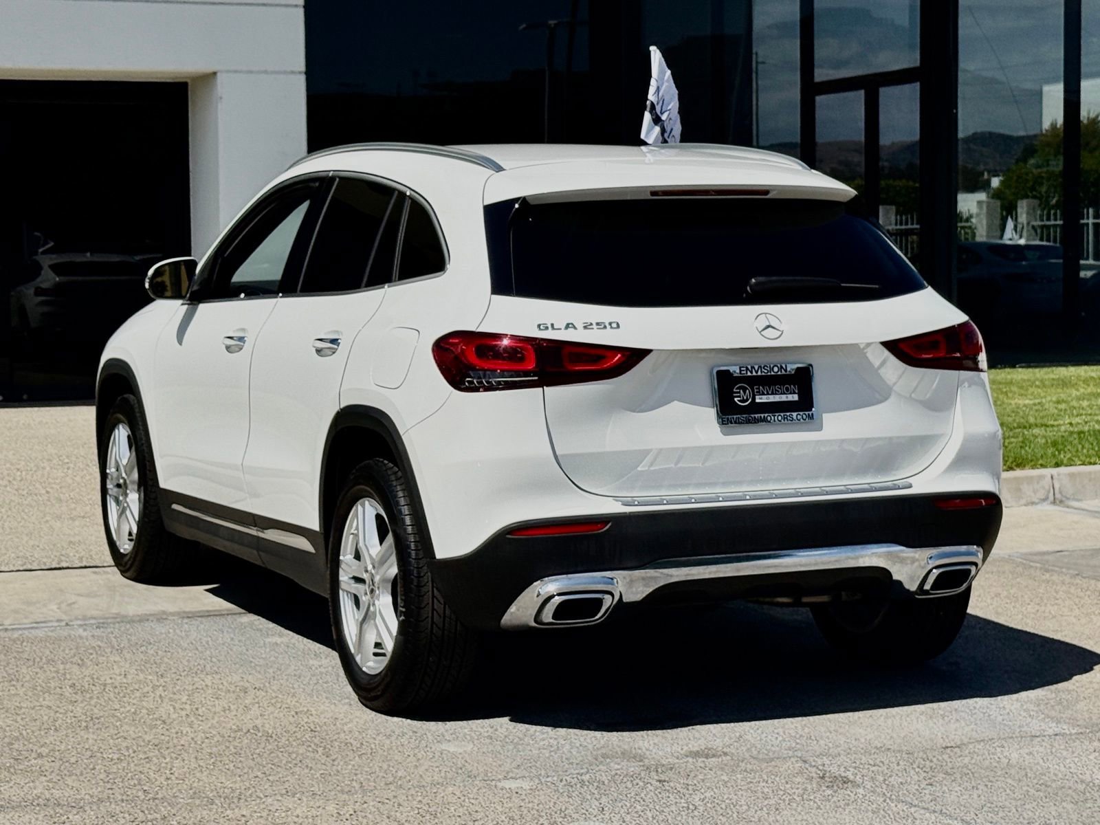 Used 2023 Mercedes-Benz GLA 250 w/ Premium Package image 10
