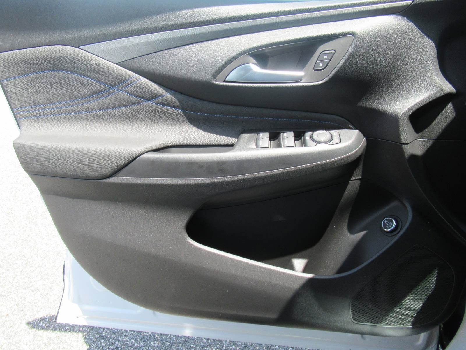New 2026 Buick Envista Sport Touring w/ Convenience I Package FWD image 20