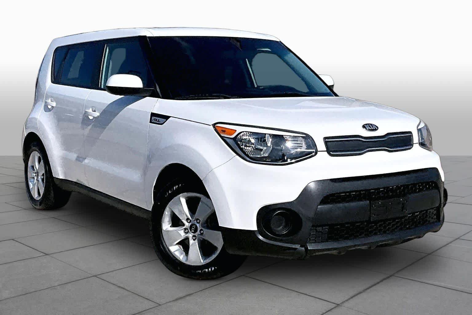 Used 2018 Kia Soul FWD image 3