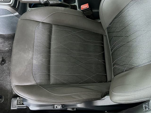 Used 2019 Ford EcoSport SE w/ SE Convenience Package image 28