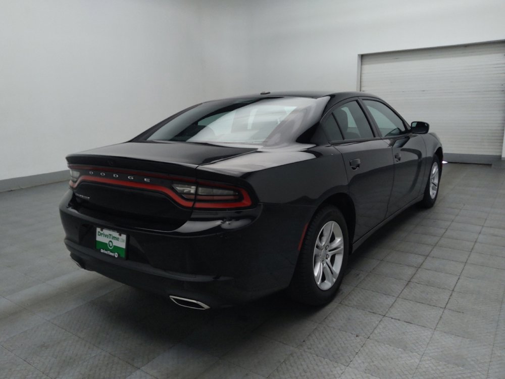 Used 2022 Dodge Charger SXT w/ Driver Convenience Group image 9