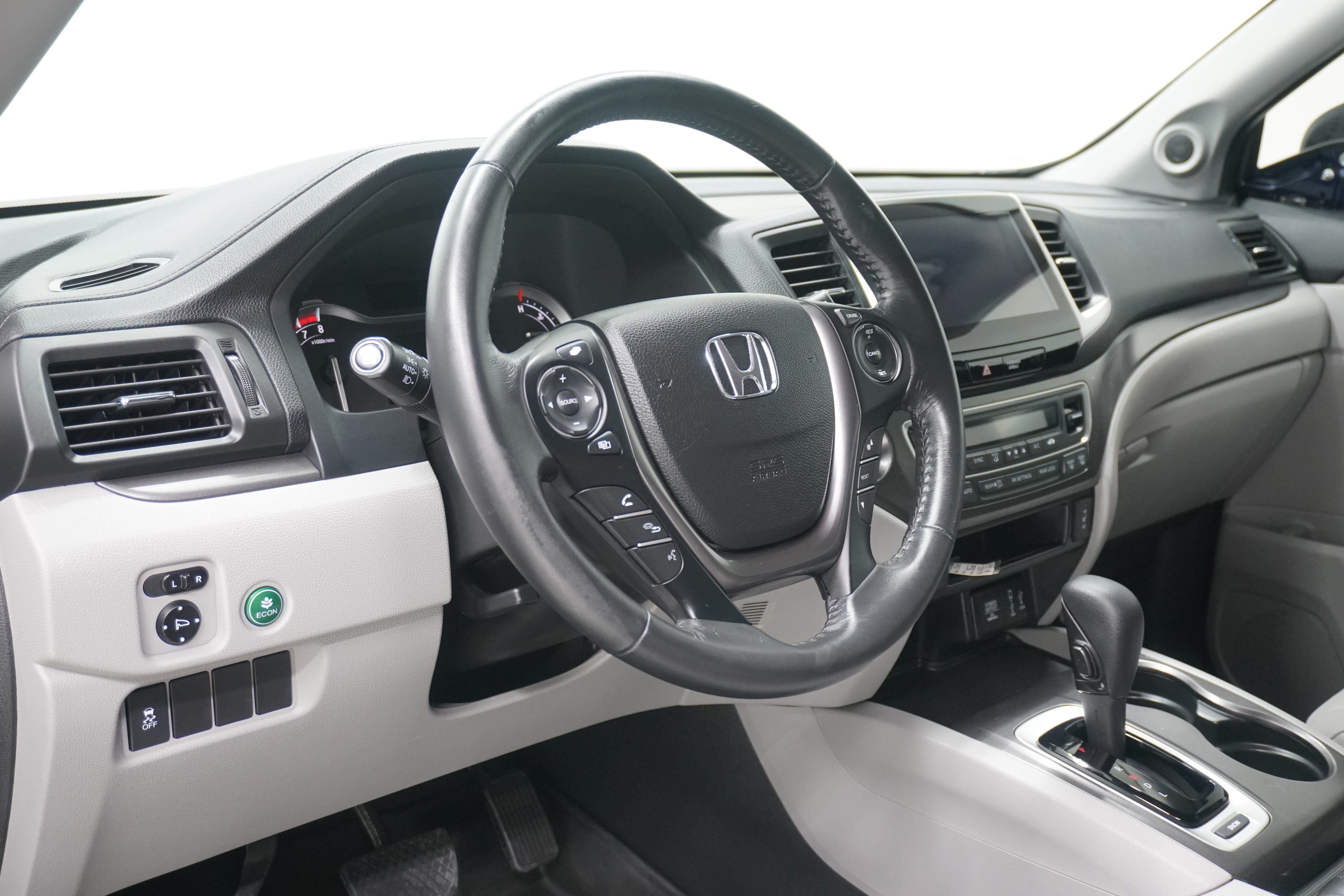 Used 2017 Honda Pilot EX-L image 10