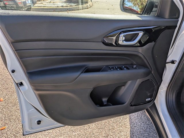 New 2026 Jeep Compass Latitude w/ Quick Order Package 29K image 11