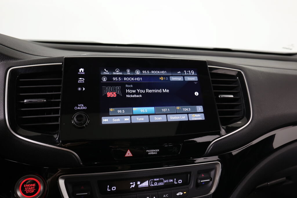 Used 2019 Honda Pilot Touring image 37