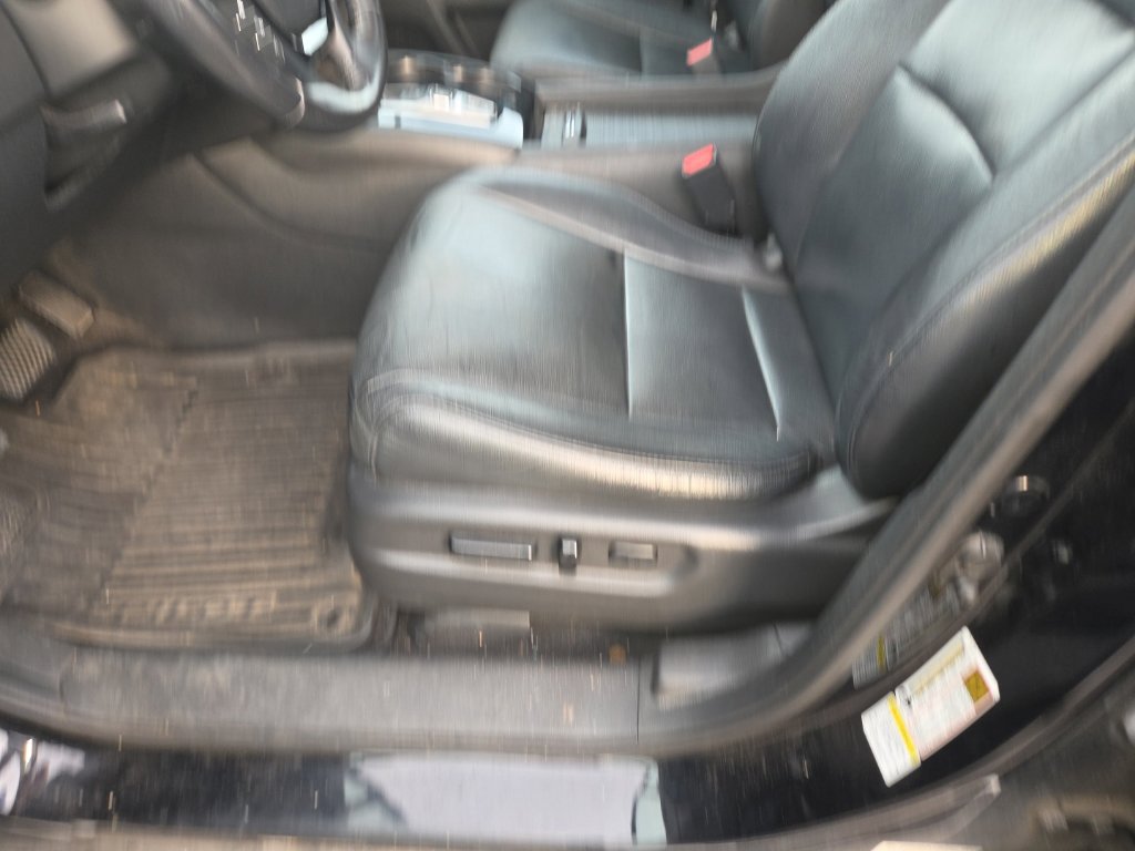 Used 2016 Honda Pilot Touring image 13