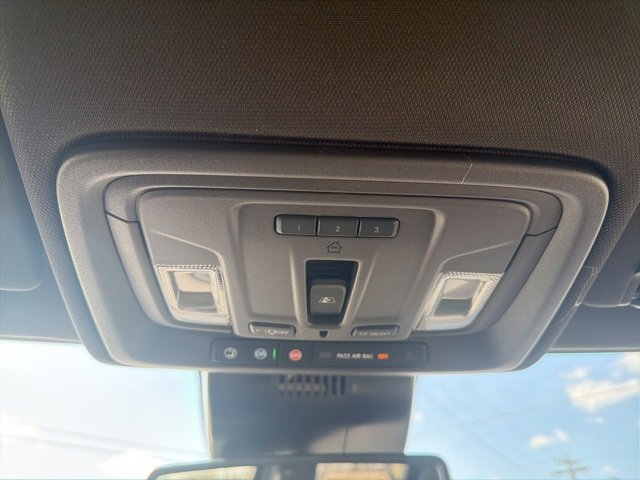 New 2026 GMC Sierra 3500 SLT w/ SLT Convenience Package image 29