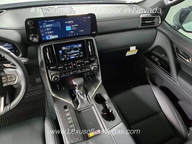 New 2026 Lexus LX 600 4WD w/ Luxury Package image 15