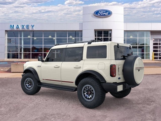 New 2026 Ford Bronco Outer Banks w/ Sasquatch Package AWD/4WD image 4